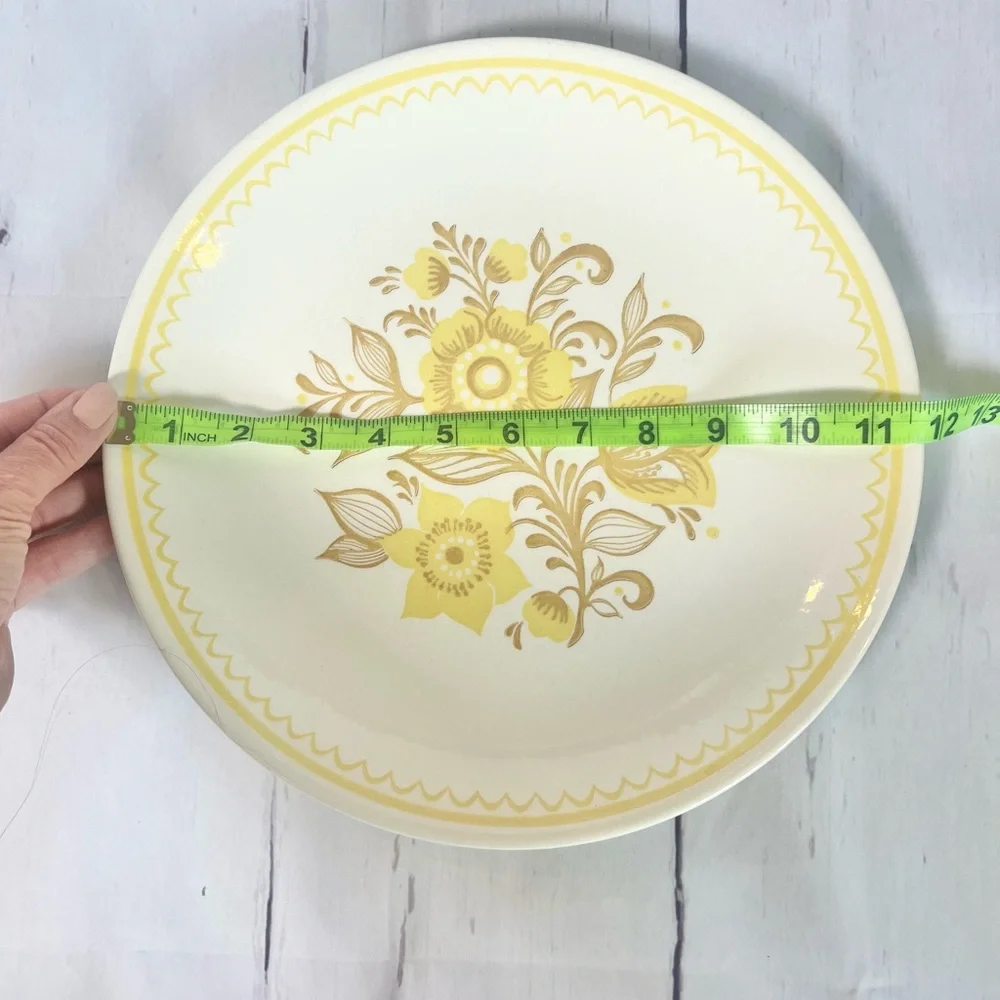 Vintage Royal China Cavalier Jubilee Dinner Plate 11.5